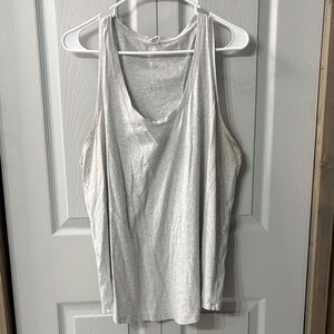 Lululemon Love Tank Light Gray Women's size 16 P2P 22” has pit stains see pics